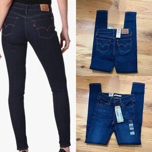 Levi’s 710 NWT  Sz 25X30 Medium Wash Super Skinny  Mid Rise Jeans
